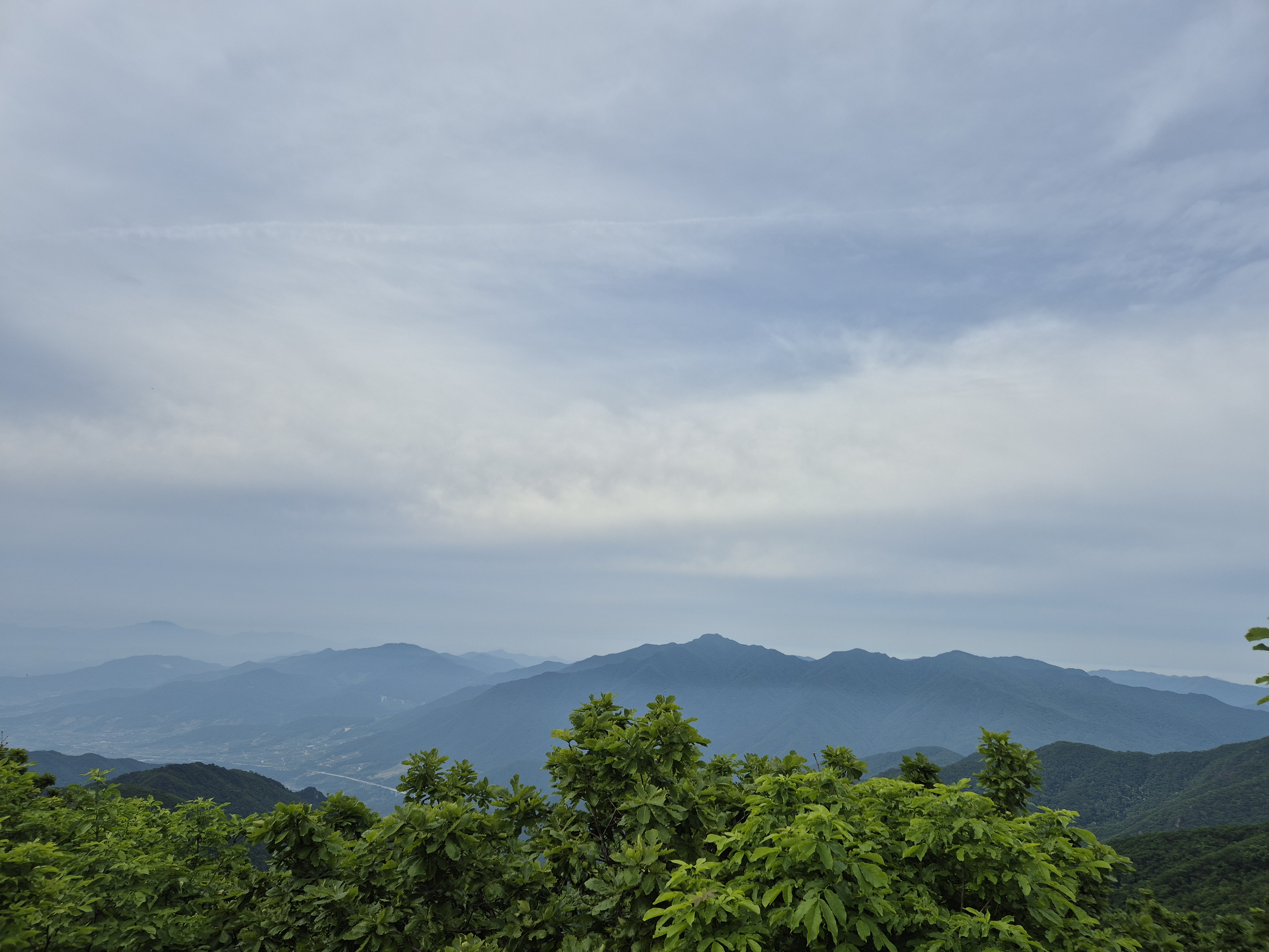 소백산 천문대에서 바라본 산 풍경