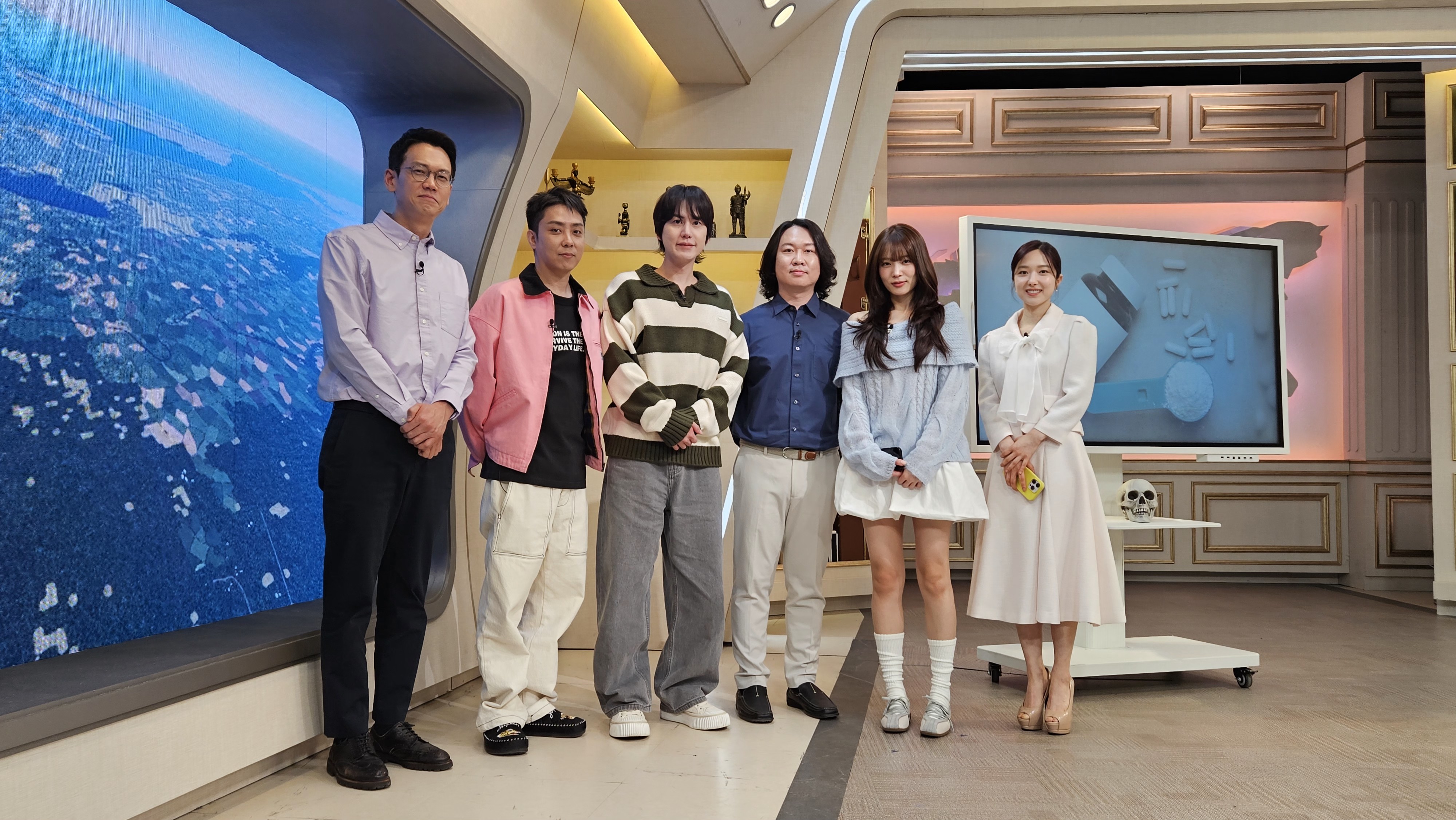 벌거벗은 세계사 녹화 출연진 단체 기념사진