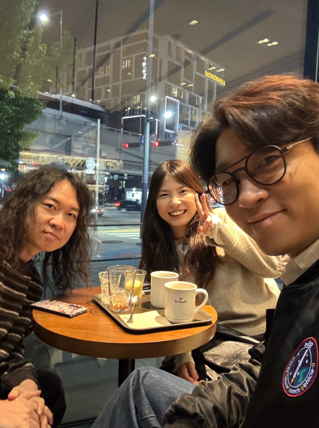 항홍현 모임