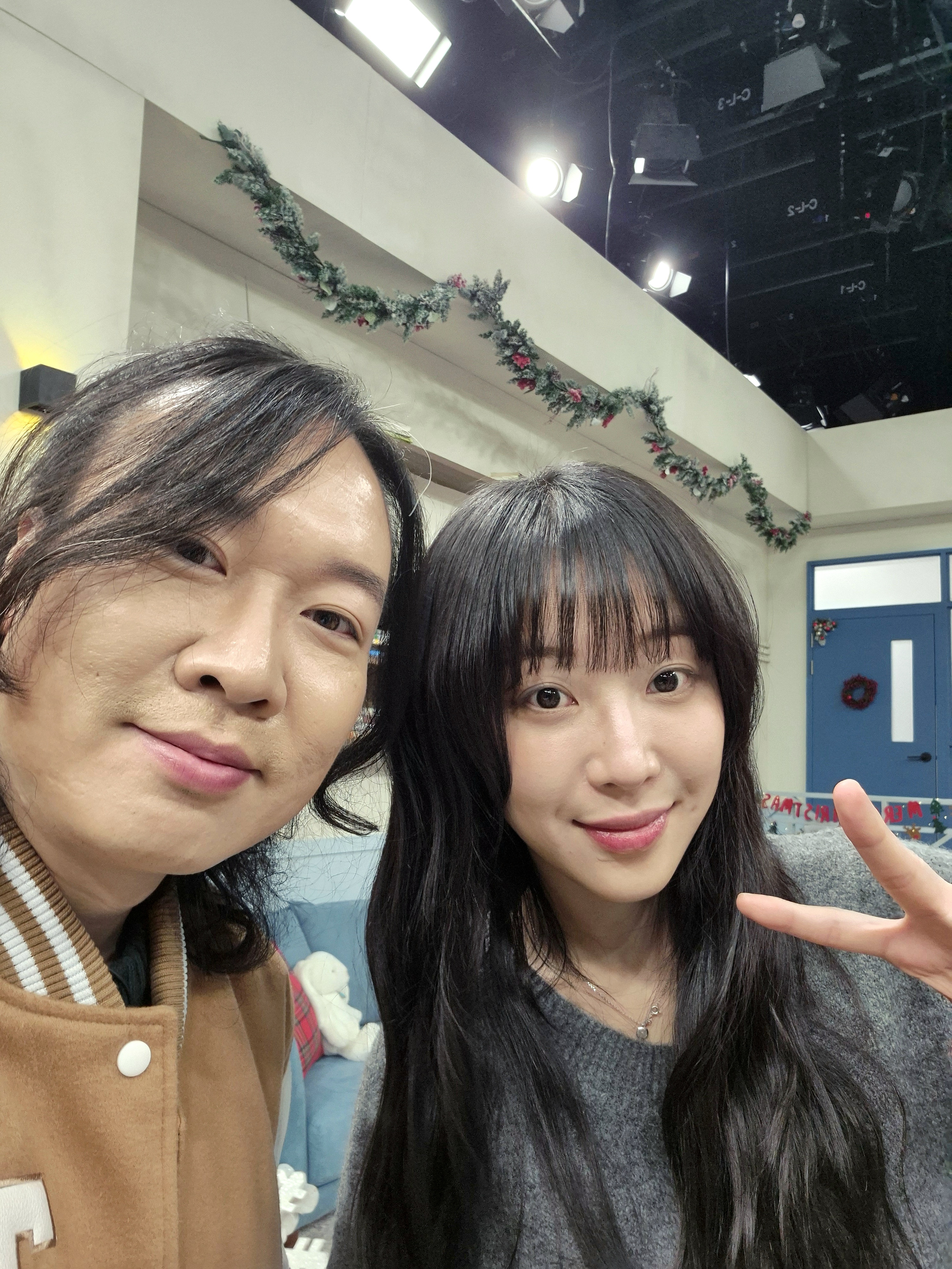 녹화 현장에서 함께 찍은 셀카