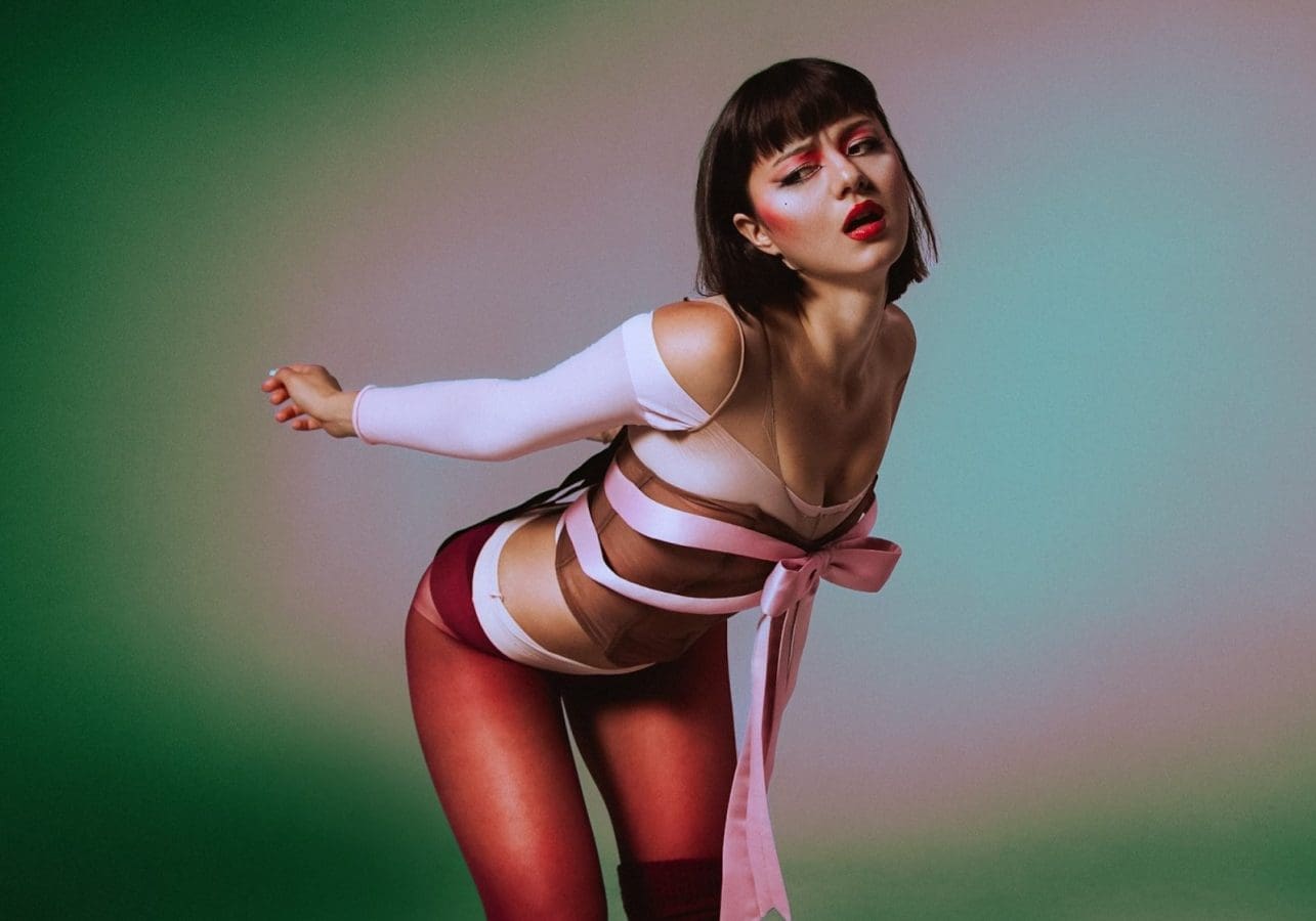 Mikayla Geier 홍보 사진